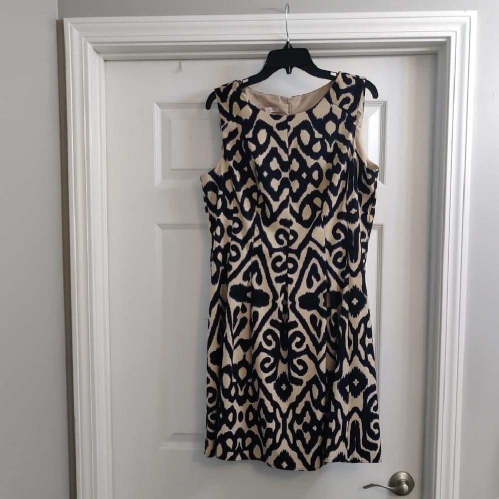 Dress Barn Black and Cream Patterned Midi Dress